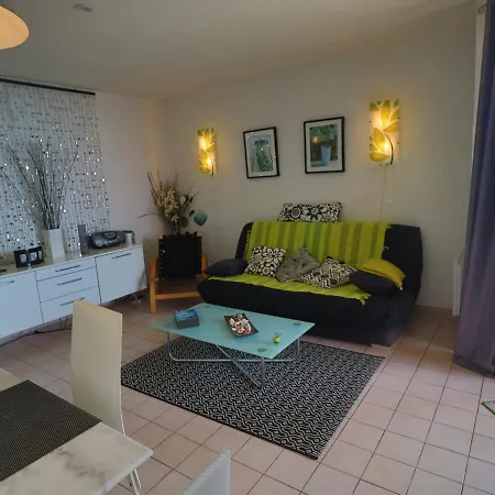 à Avec Terrasse, Parking Privé, Accès - Fr-1-472a-156 Sète